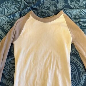 PacSun Cream and Tan Raglan Shirt